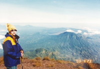 インドネシアの山　　アグン山登山　３１４０ｍ