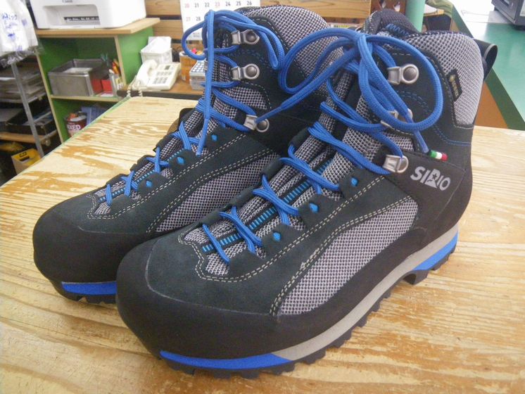 SIRIO シリオ 登山靴　ゴアテックス・ヒブラムソール size 23.5